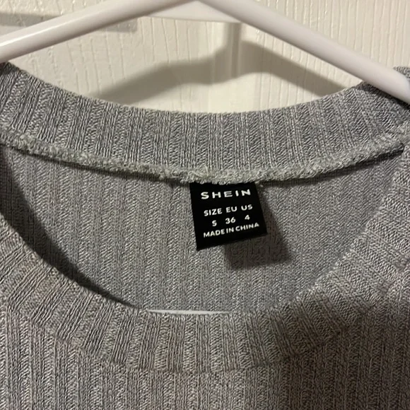 Top - Picture 2 of 4